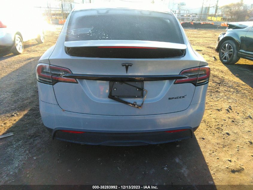 2022 Tesla Model X Dual Motor All-Wheel Drive VIN: 7SAXCBE57NF336262 Lot: 38283992