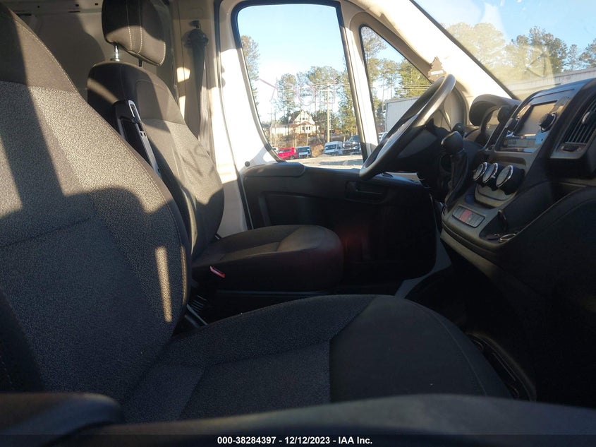 2018 Ram Promaster 3500 Cargo Van High Roof 159 Wb Ext VIN: 3C6URVJG3JE152306 Lot: 38284397