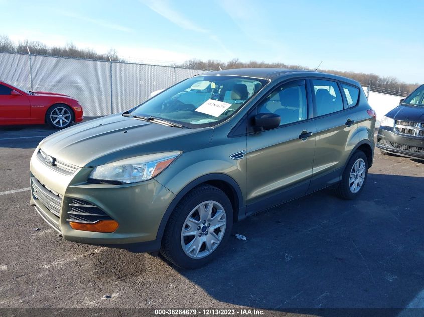 2013 Ford Escape S VIN: 1FMCU0F79DUB95774 Lot: 38284679