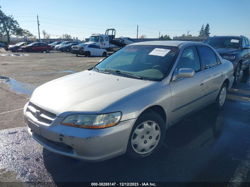 1HGCG5642WA226013 1998 Honda Accord Lx