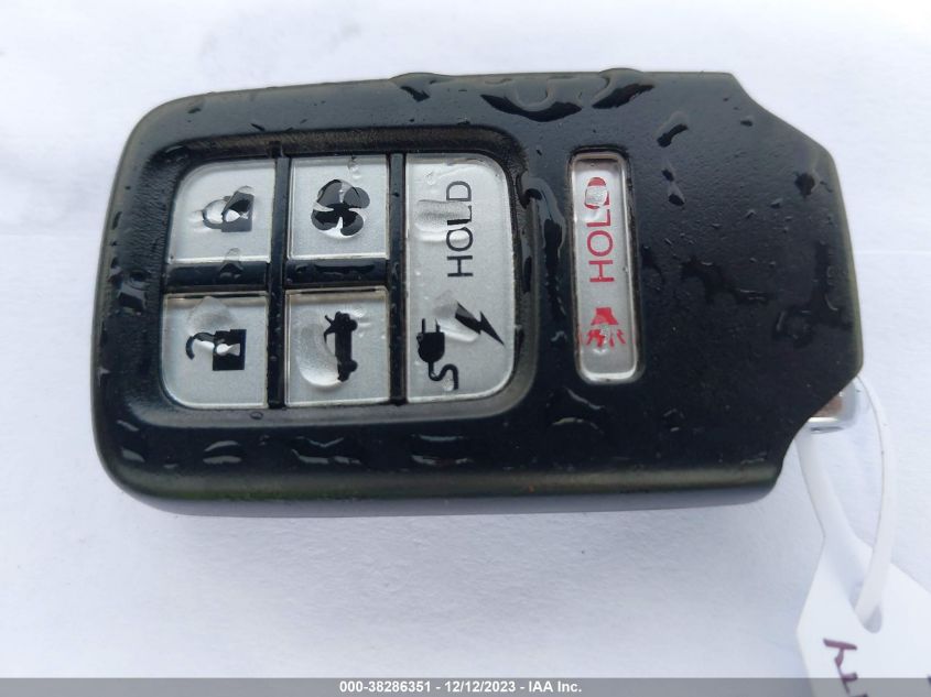 2018 Honda Clarity Plug-In Hybrid Touring VIN: JHMZC5F31JC009883 Lot: 38286351