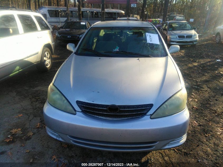 2004 Toyota Camry Le V6 VIN: 4T1BF32K34U586128 Lot: 38287007