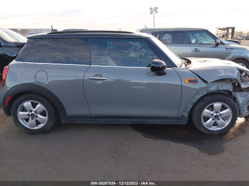 2018 Mini Hardtop Cooper/Oxford Edition VIN: WMWXP5C50J2G63122 Lot: 38287539