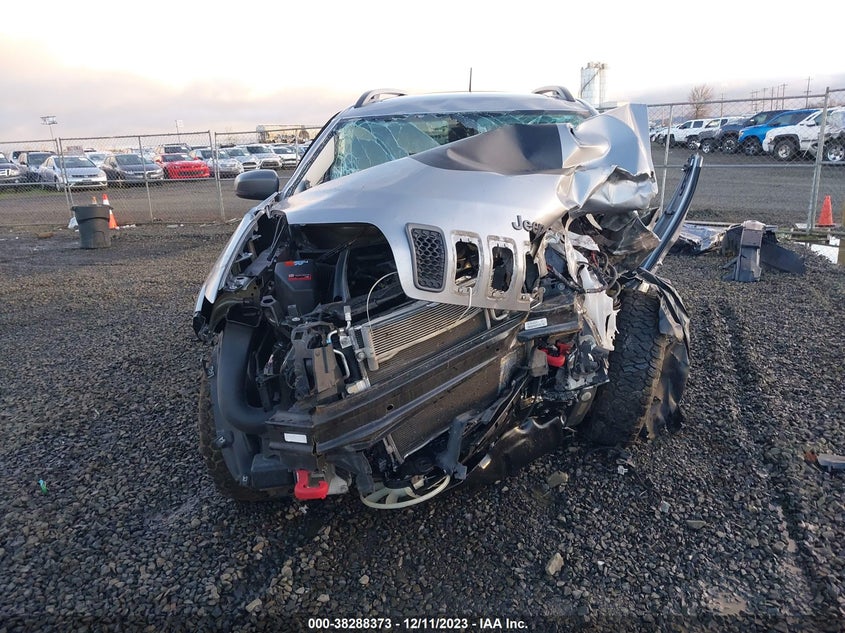 1C4PJMBX0KD217914 2019 JEEP CHEROKEE photo no. 12