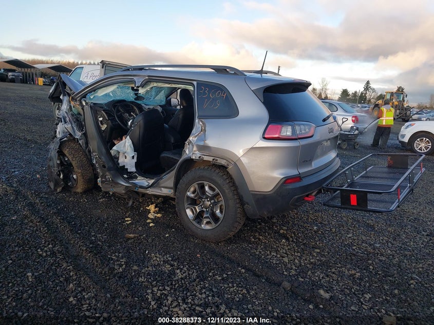 1C4PJMBX0KD217914 2019 JEEP CHEROKEE photo no. 3