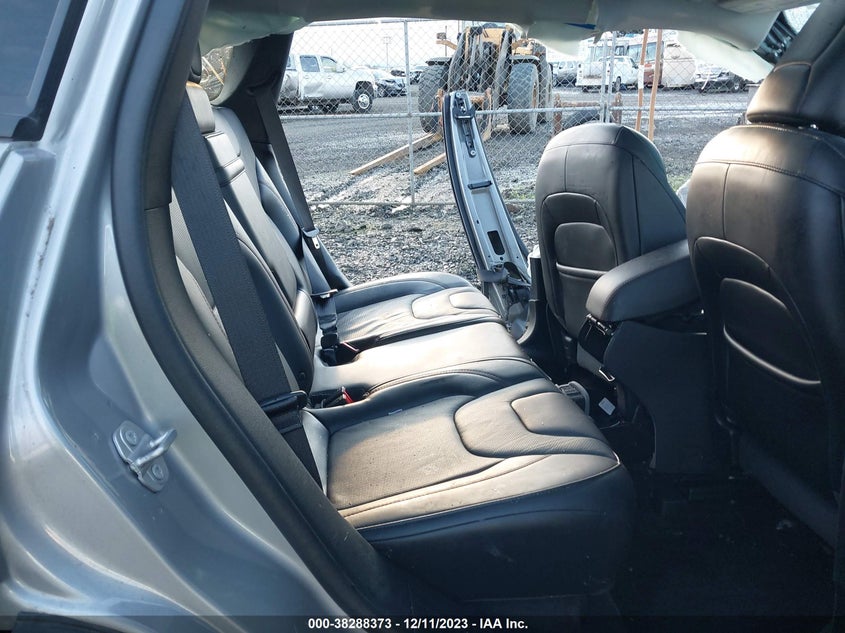 1C4PJMBX0KD217914 2019 JEEP CHEROKEE photo no. 8