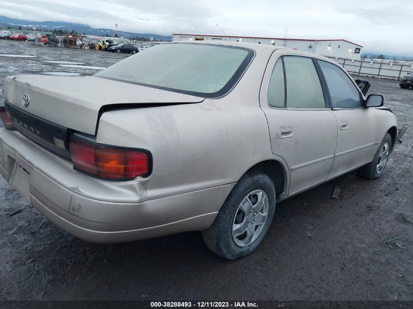 1993 Toyota Camry Dx VIN: JT2SK11E7P0104698 Lot: 38288493