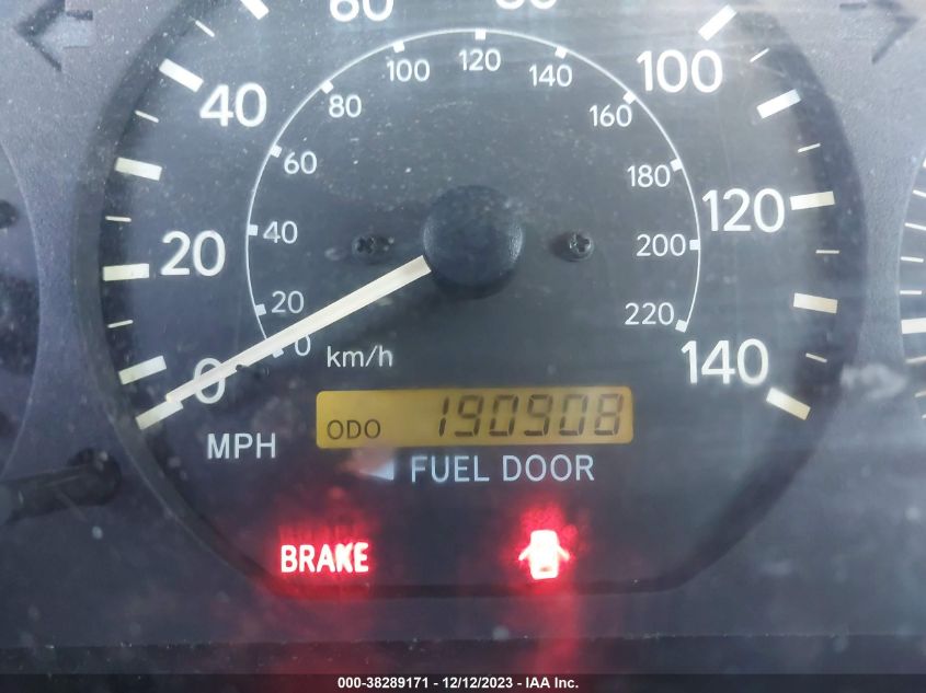 2000 Toyota Camry Le VIN: 4T1BG28K7YU937501 Lot: 38289171