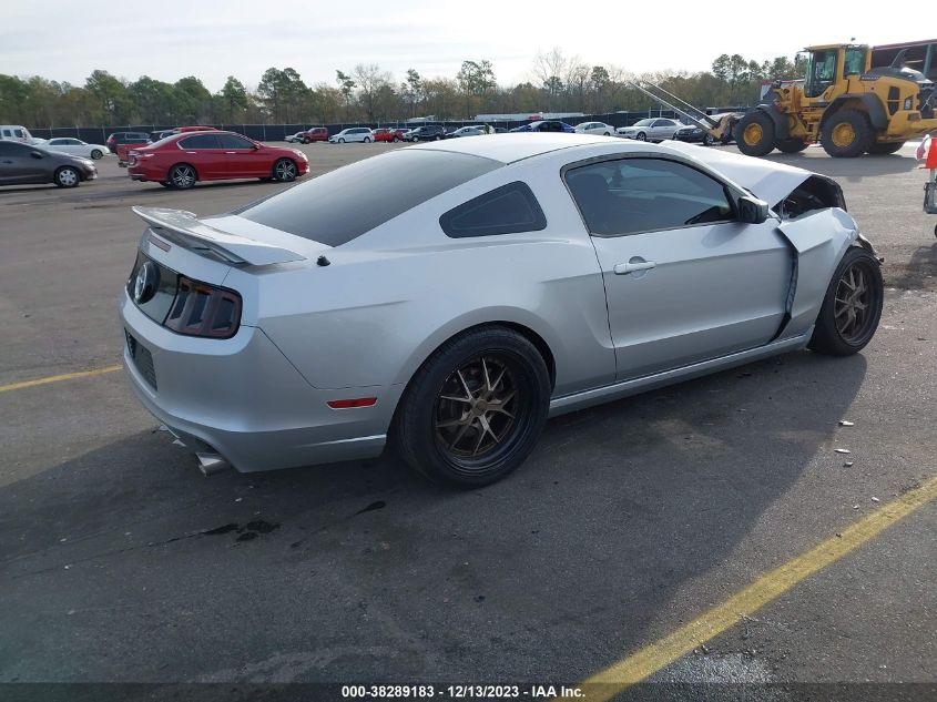 1ZVBP8AM0D5208695 2013 Ford Mustang V6