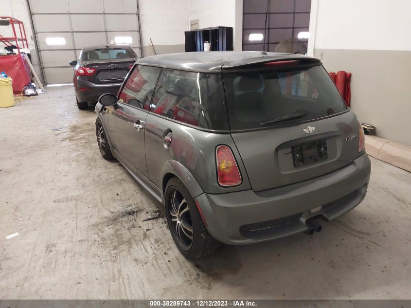 2003 Mini Cooper S VIN: WMWRE33483TD67403 Lot: 38289743