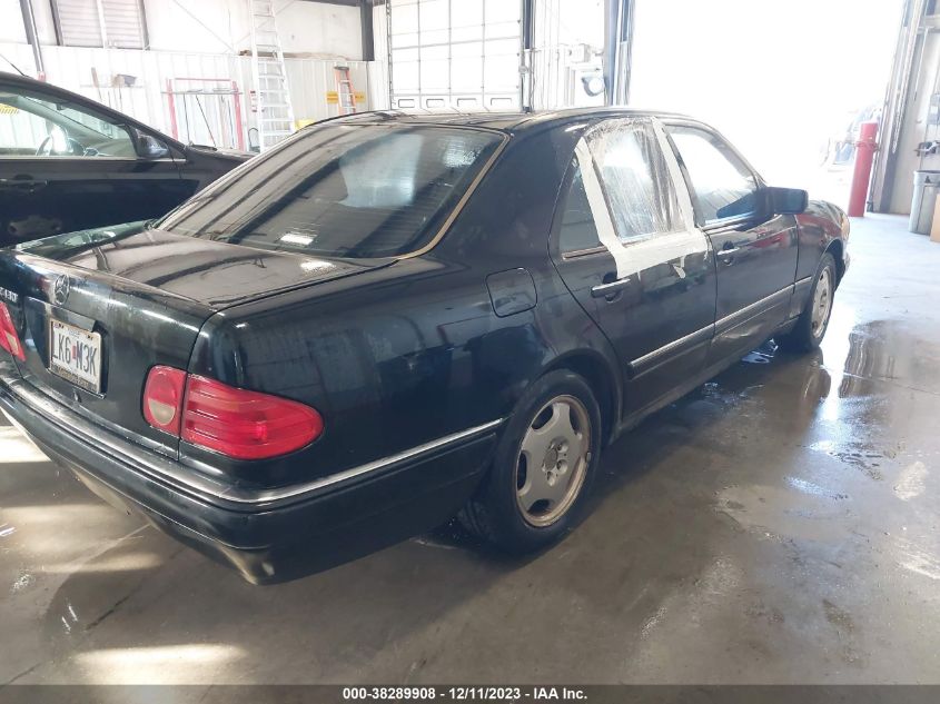 1998 Mercedes-Benz E 430 VIN: WDBJF70F2WA633410 Lot: 38289908