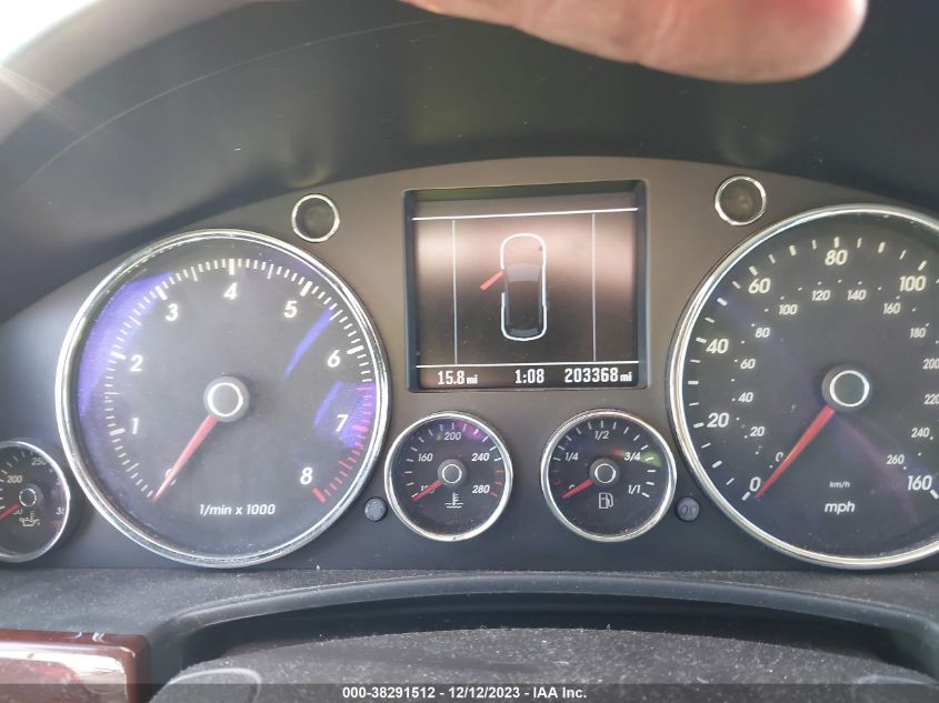 2004 Volkswagen Touareg V8 VIN: WVGEM67L74D028501 Lot: 38291512