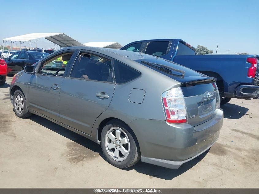 2004 Toyota Prius VIN: JTDKB22U040045556 Lot: 38292864