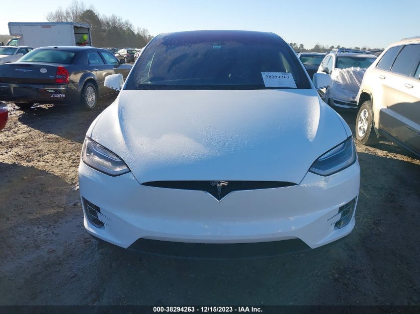 2016 Tesla Model X 60D/70D/75D/90D/P100D VIN: 5YJXCBE24GF008836 Lot: 38294263