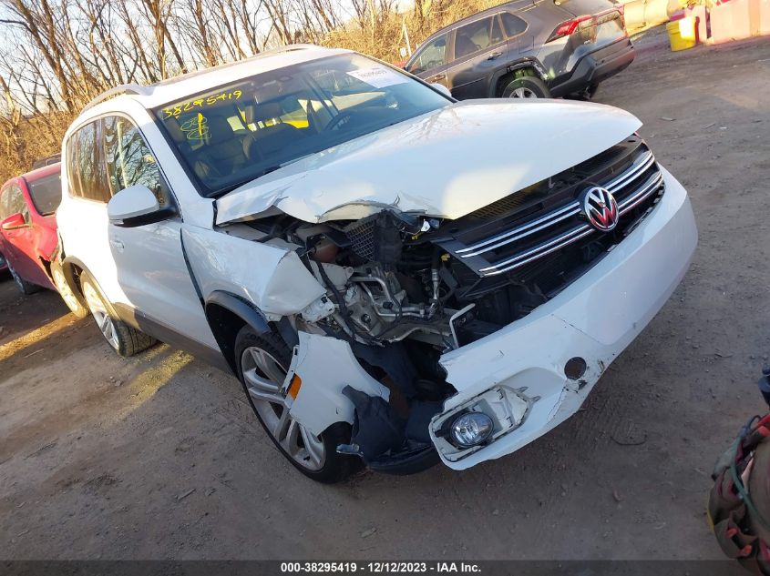 WVGBV7AX6GW600295 2016 Volkswagen Tiguan Sel