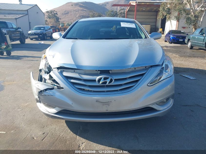 5NPEB4AC8DH804846 2013 Hyundai Sonata Gls