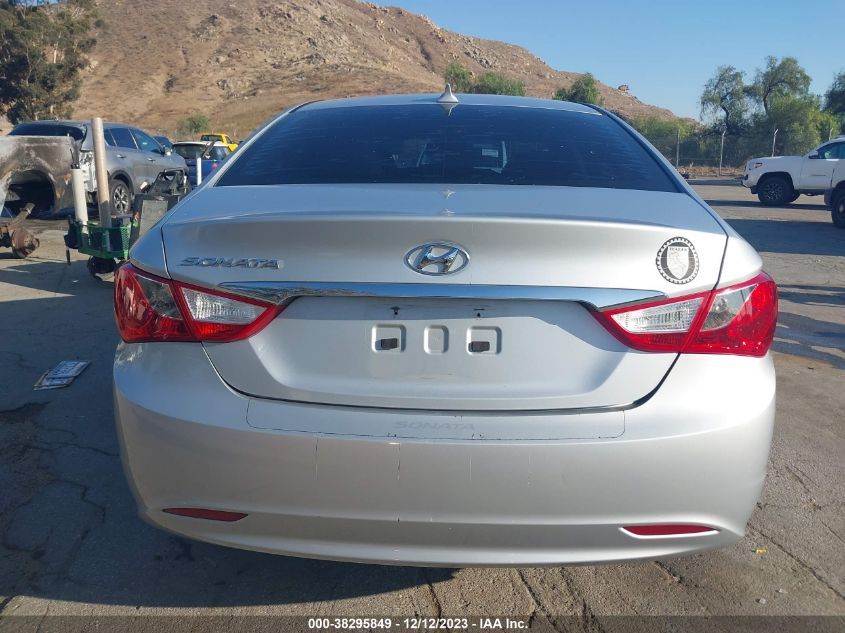 5NPEB4AC8DH804846 2013 Hyundai Sonata Gls