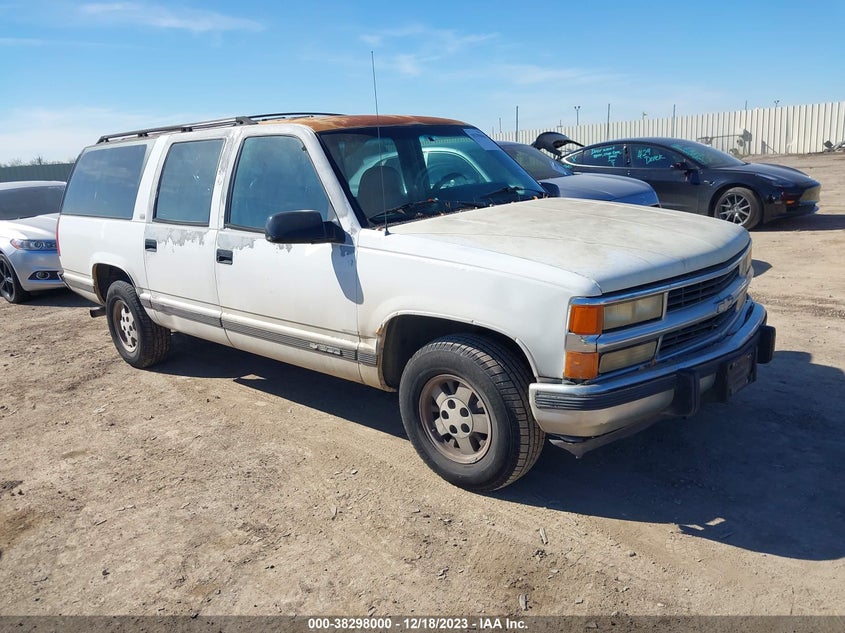 1994 Chevrolet Suburban C1500 VIN: 1GNEC16K8RJ327725 Lot: 38298000