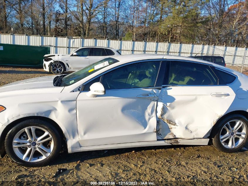 3FA6P0HD8JR117345 2018 Ford Fusion Se