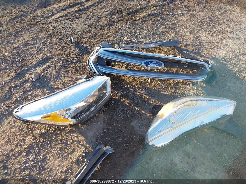 1FMCU0G92HUB99719 2017 Ford Escape Se