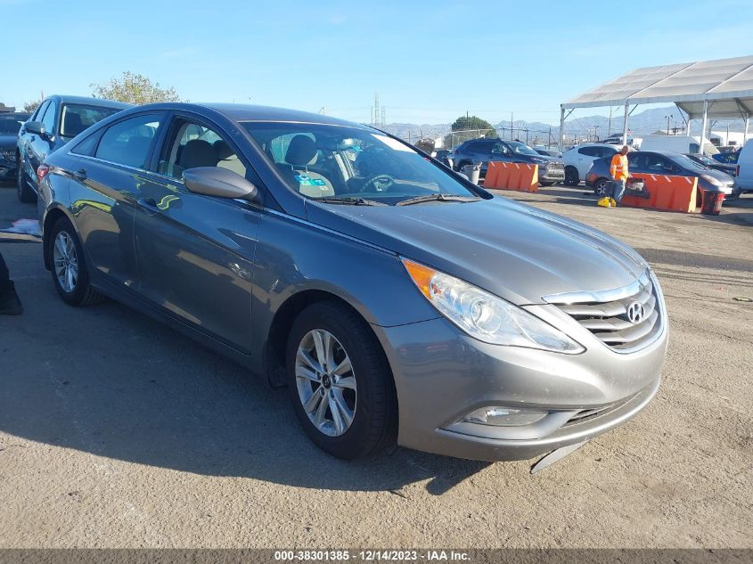 5NPEB4AC2DH709876 2013 Hyundai Sonata Gls