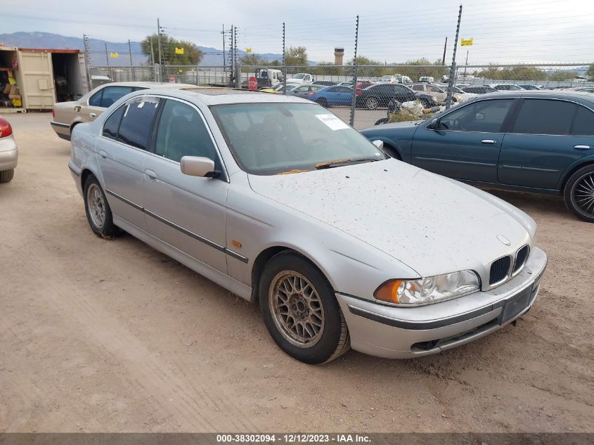 2000 BMW 528Ia VIN: WBADM634XYGU19013 Lot: 38302094