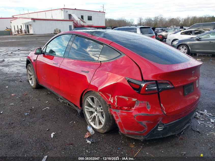 2022 TESLA MODEL Y VIN: 7SAYGAEE5NF312044