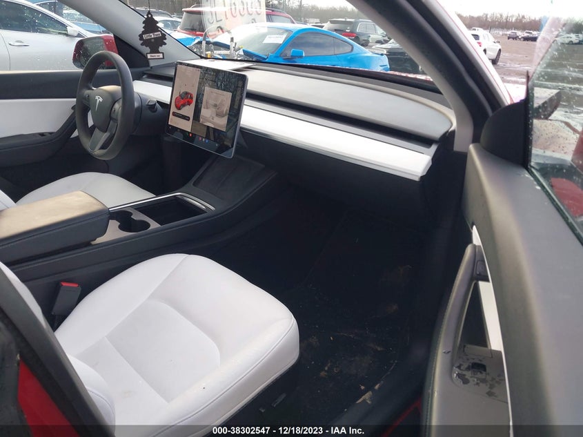 2022 TESLA MODEL Y VIN: 7SAYGAEE5NF312044