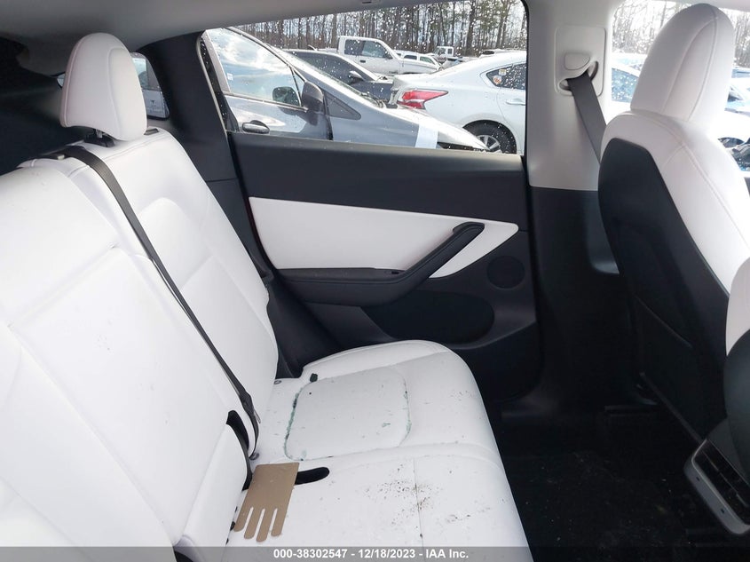 2022 TESLA MODEL Y VIN: 7SAYGAEE5NF312044