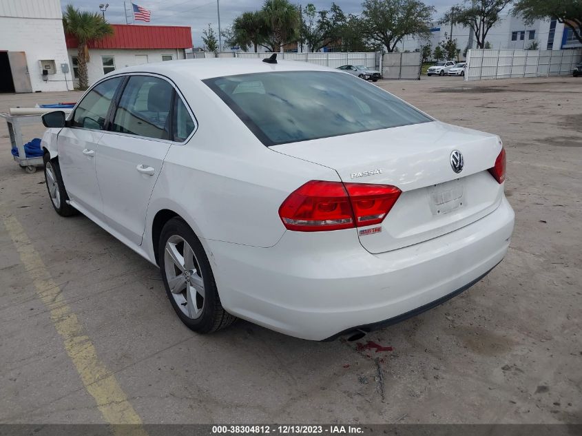 2015 Volkswagen Passat 1.8T Limited Edition VIN: 1VWAT7A36FC092247 Lot: 38304812