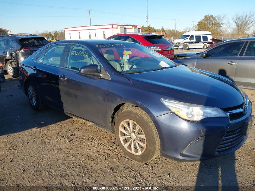 4T1BF1FK8HU713735 2017 Toyota Camry Le