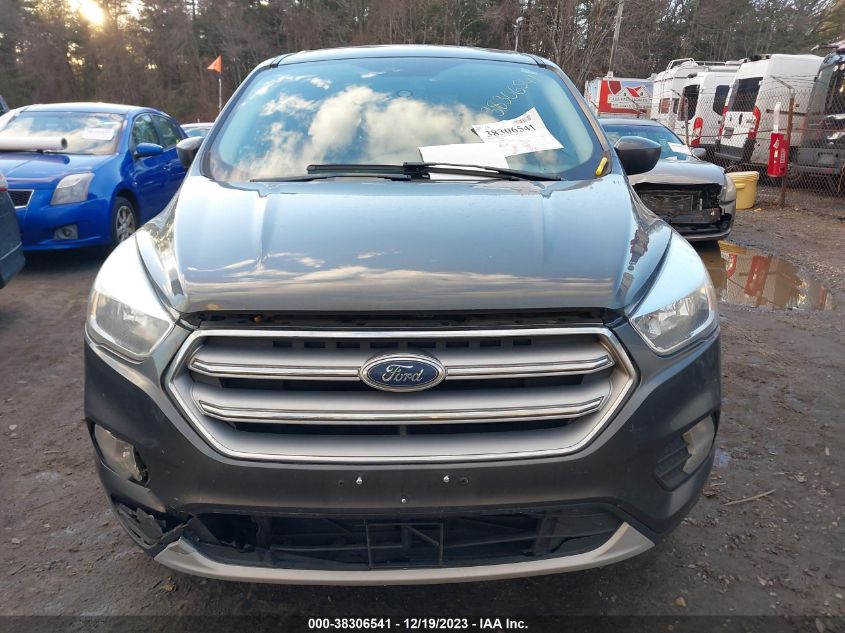 2017 Ford Escape Se VIN: 1FMCU9GD8HUC82208 Lot: 38306541