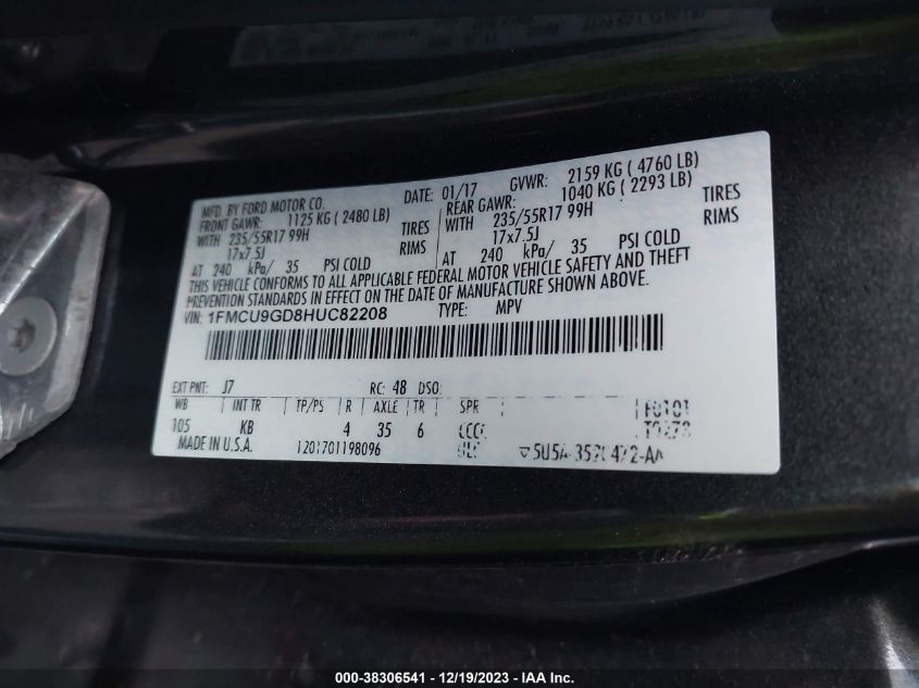 1FMCU9GD8HUC82208 2017 Ford Escape Se