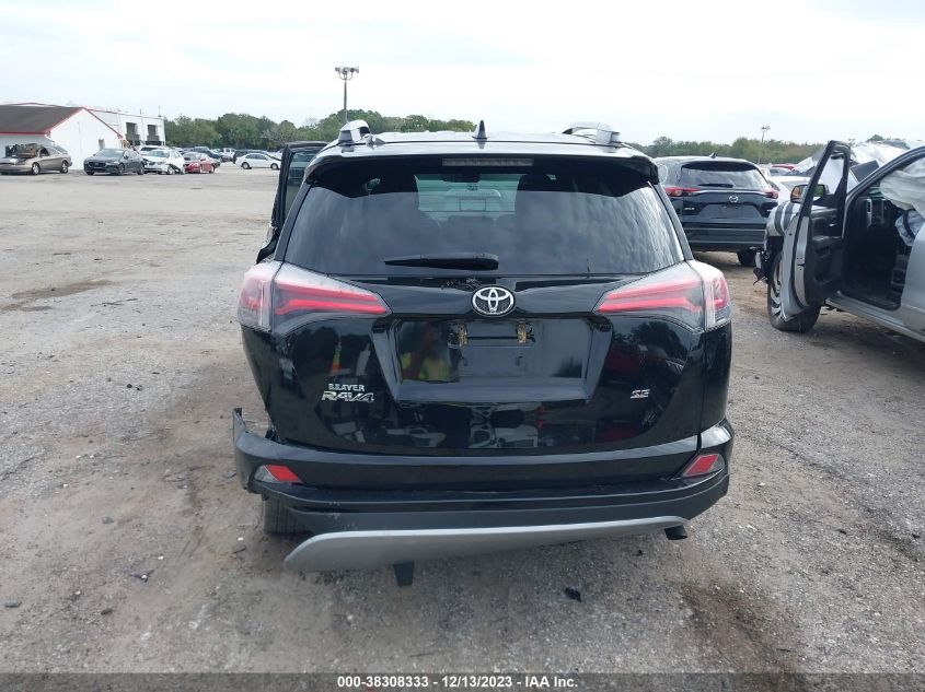 2T3NFREV5JW424252 2018 Toyota Rav4 Se