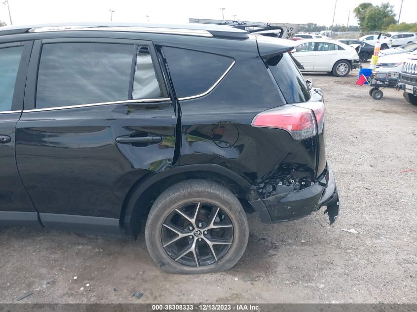 2T3NFREV5JW424252 2018 Toyota Rav4 Se