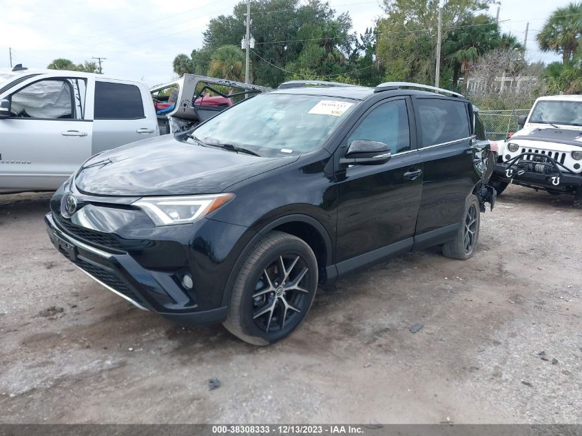 2T3NFREV5JW424252 2018 Toyota Rav4 Se