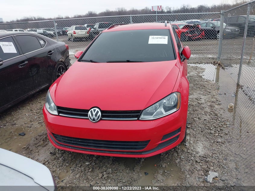 2015 VOLKSWAGEN GOLF SPORTWAGEN TSI S 4-DOOR - 3VWC17AU9FM515716