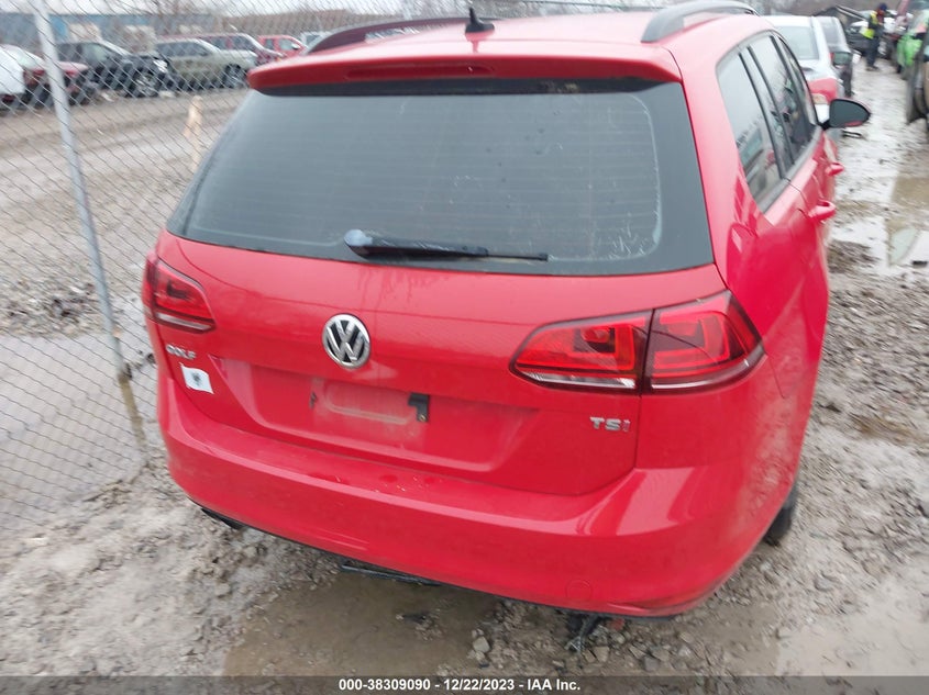 2015 VOLKSWAGEN GOLF SPORTWAGEN TSI S 4-DOOR - 3VWC17AU9FM515716