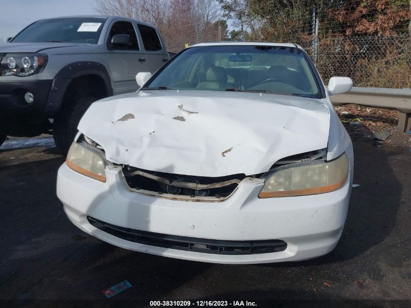 2000 Honda Accord 3.0 Ex VIN: 1HGCG2253YA008646 Lot: 38310209