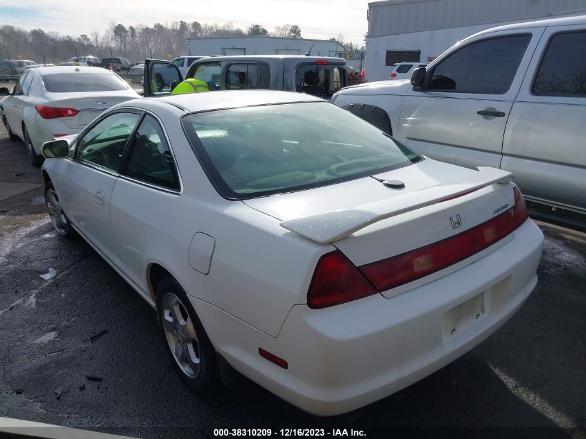 2000 Honda Accord 3.0 Ex VIN: 1HGCG2253YA008646 Lot: 38310209