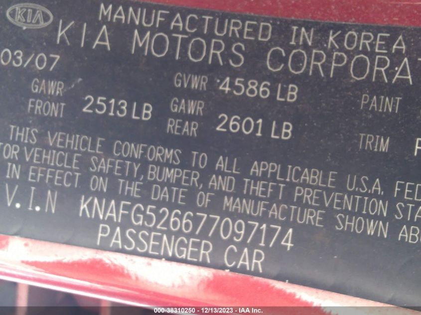 2007 Kia Rondo Lx V6 VIN: KNAFG526677097174 Lot: 38310250