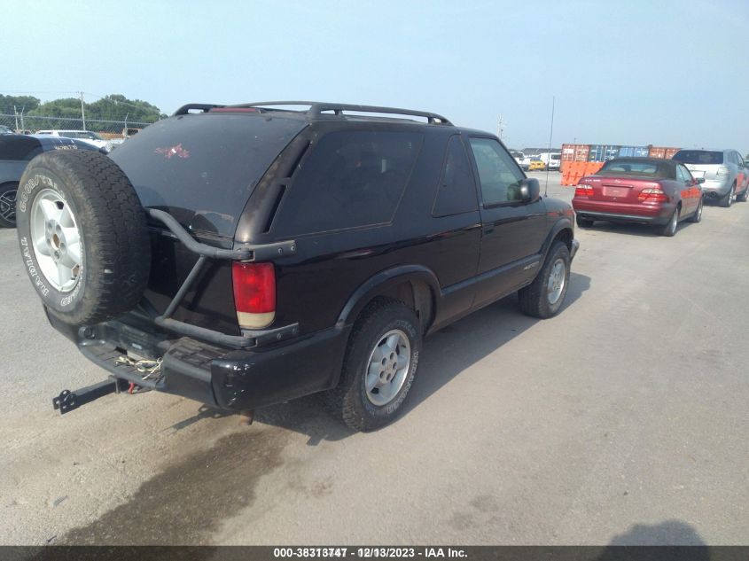 2000 Chevrolet Blazer Ls VIN: 1GNCT18W8YK179169 Lot: 38313747