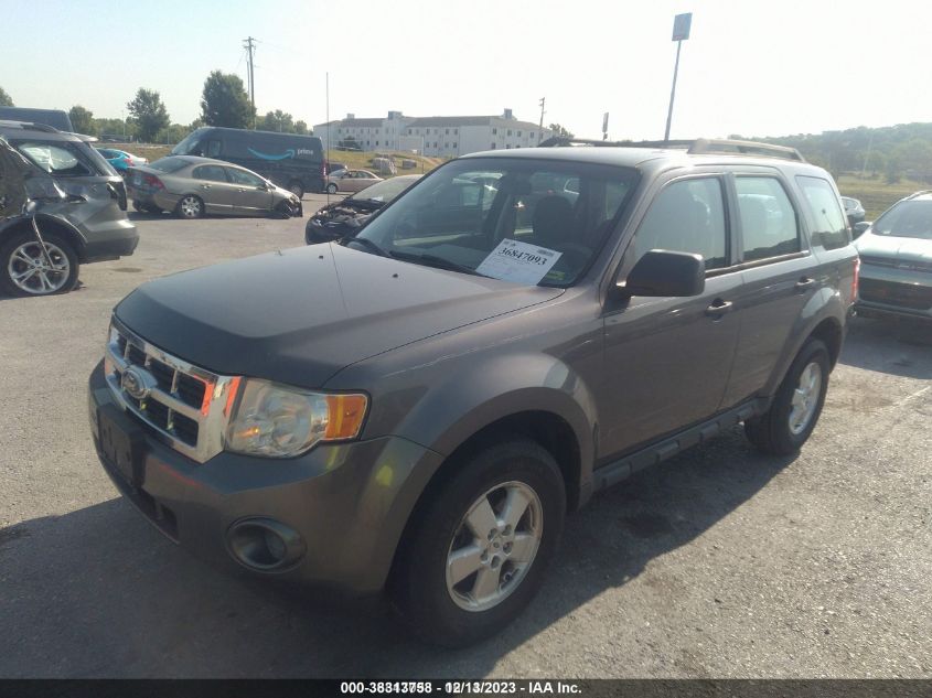 2010 Ford Escape Xls VIN: 1FMCU0C7XAKC41401 Lot: 38313758