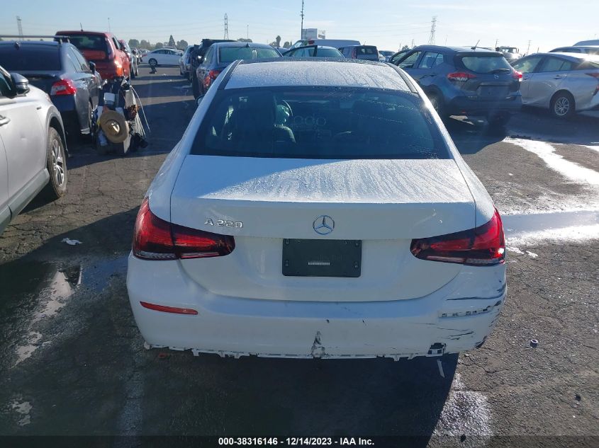 2022 Mercedes-Benz A 220 VIN: W1K3G4EB1NJ342218 Lot: 38316146