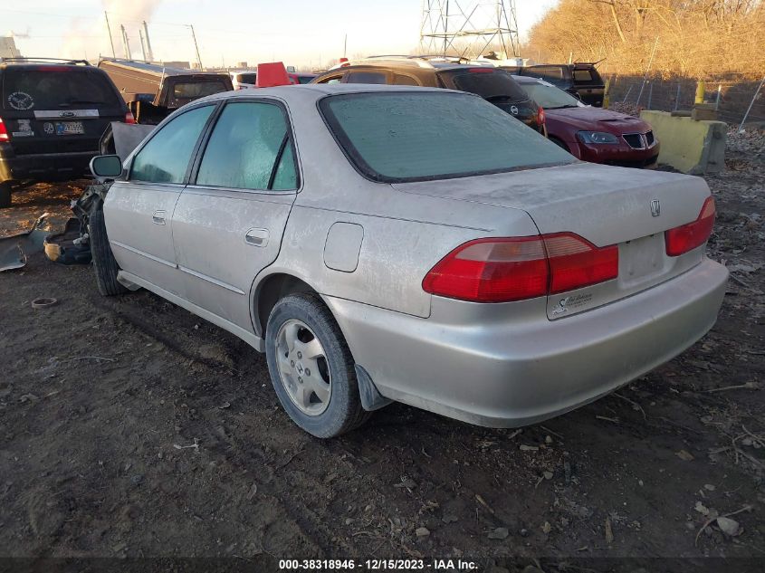 1999 Honda Accord Ex VIN: 1HGCG5651XA158040 Lot: 38318946