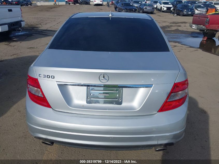 WDDGF5EB5BR140425 2011 Mercedes-Benz C 300 Luxury/Sport