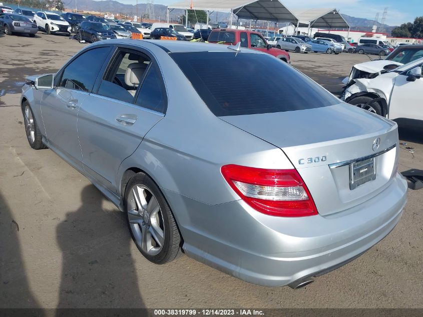 WDDGF5EB5BR140425 2011 Mercedes-Benz C 300 Luxury/Sport