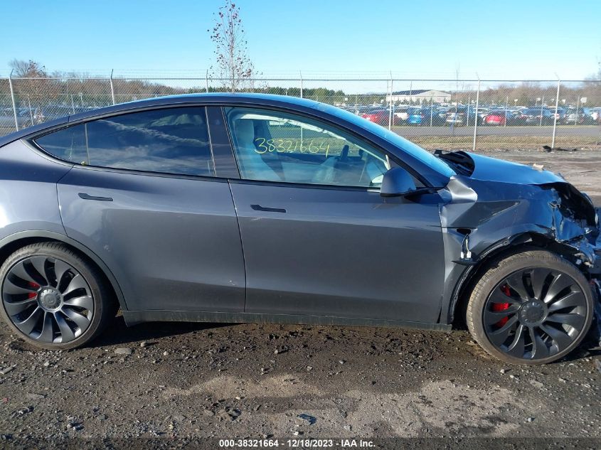 2022 Tesla Model Y Performance Dual Motor All-Wheel Drive VIN: 7SAYGDEF8NF461073 Lot: 38321664