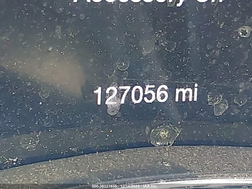 2017 JEEP GRAND CHEROKEE VIN: 1C4RJFJT1HC679836
