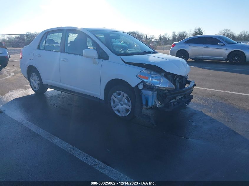 2011 Nissan Versa 1.8S VIN: 3N1BC1AP3BL472090 Lot: 38325062